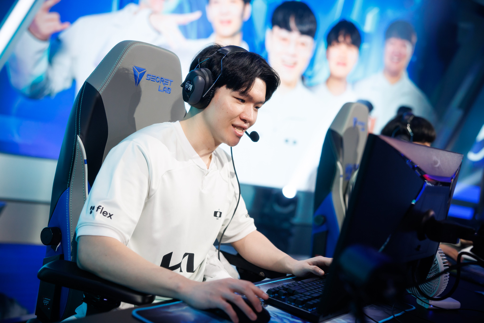 Scout在中国队比赛中大胜,惊险取胜引发热议!爱游戏体育